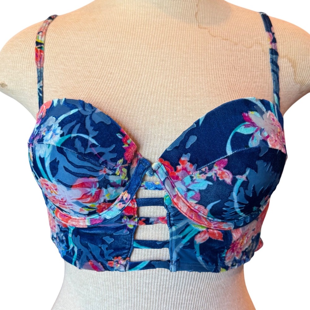 Betsey Johnson Floral Bustier Bikini Swim Top Size Med Ladder Cutout Underwire